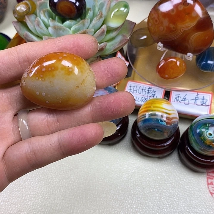 未镶嵌玛瑙/玉髓珠宝奇石