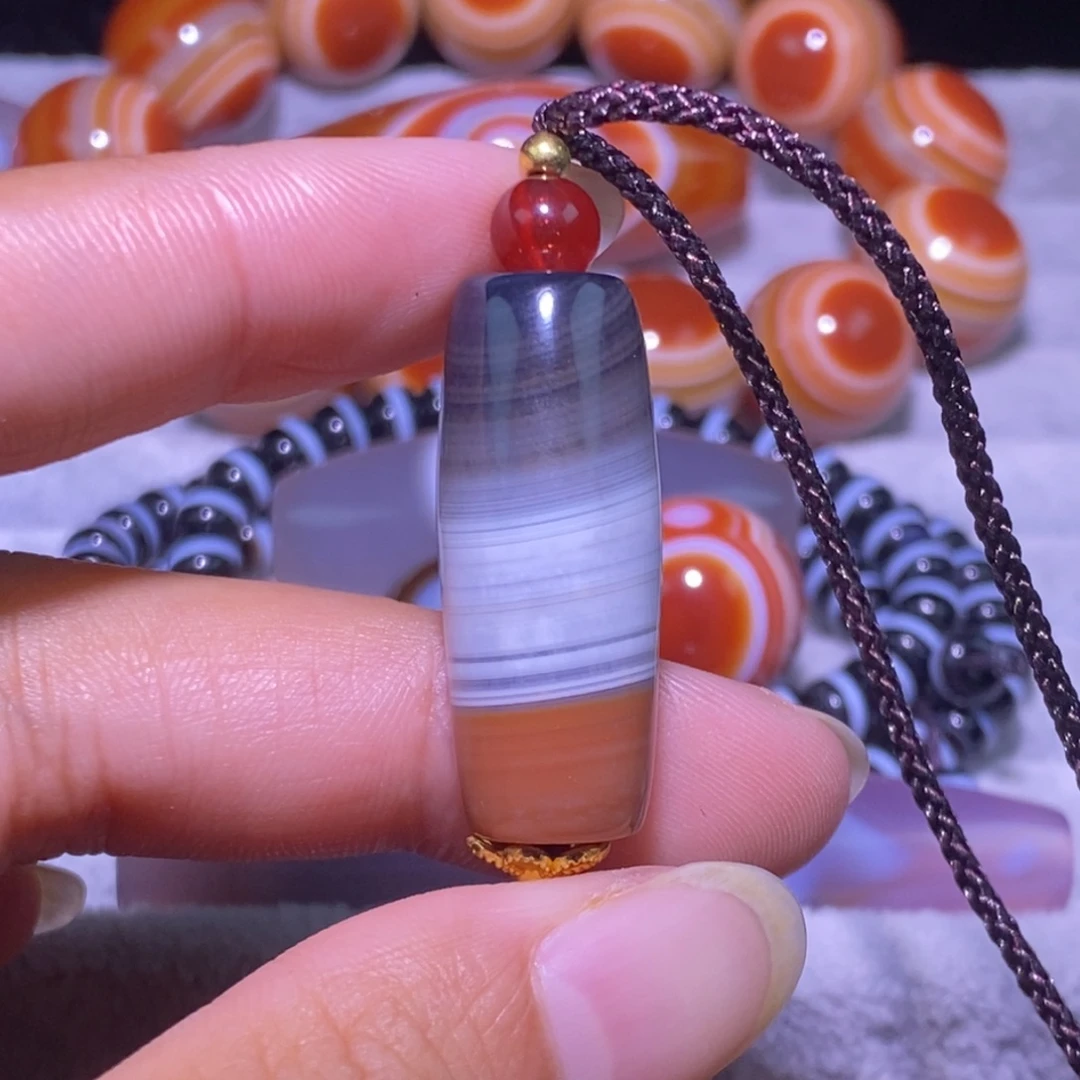 未镶嵌颈饰玛瑙/玉髓