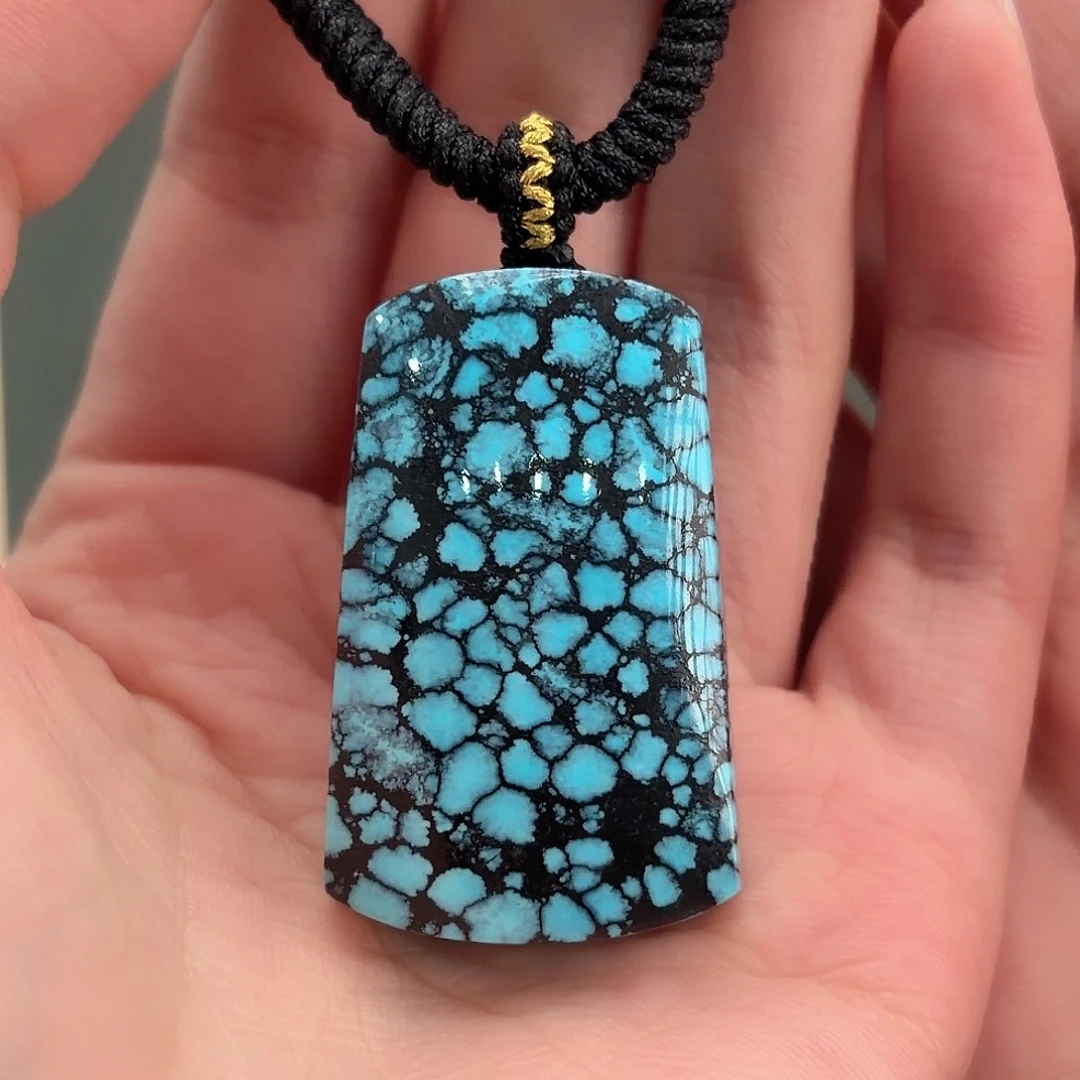 沉****绿松石未镶嵌颈饰