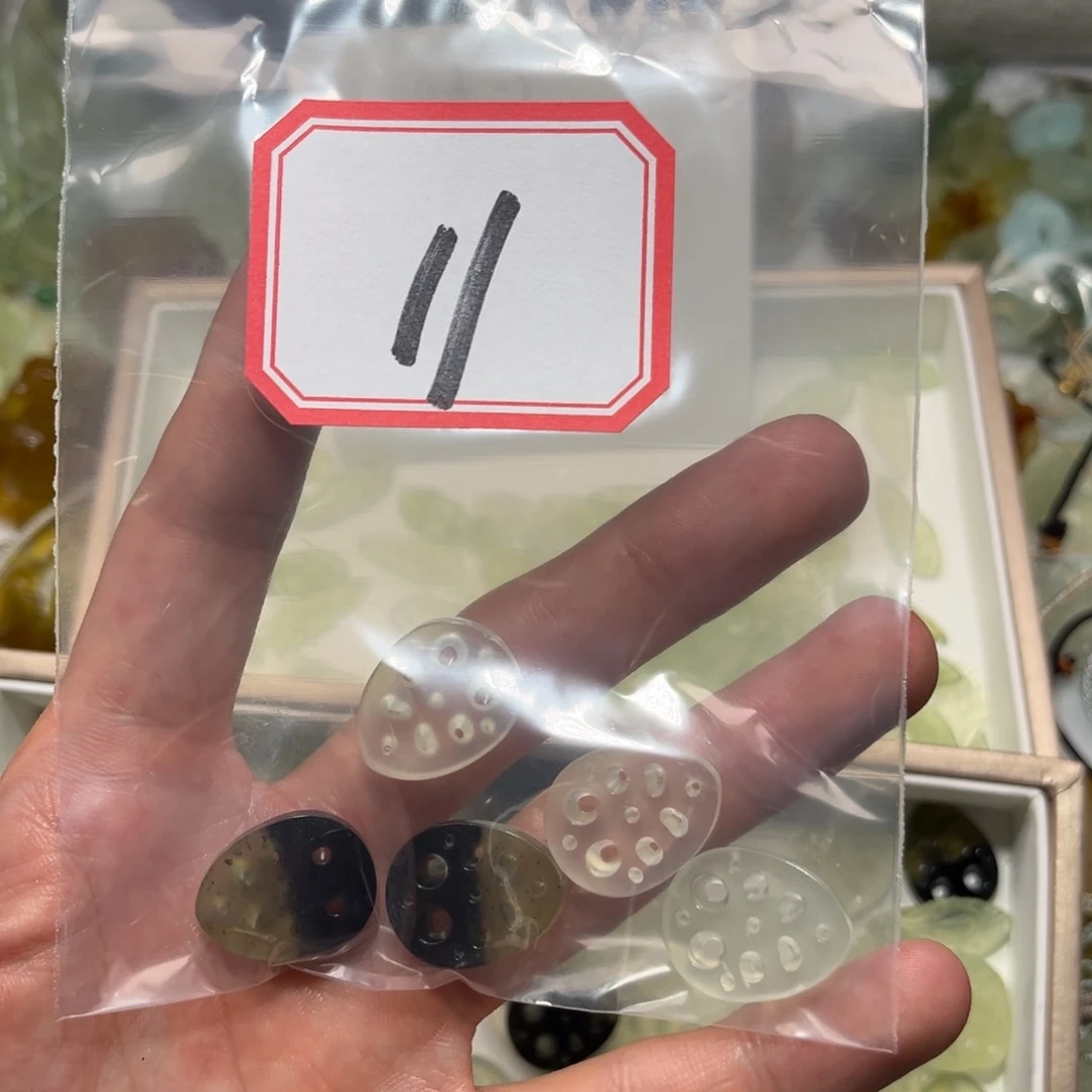 m***o蛇纹石玉合金颈饰