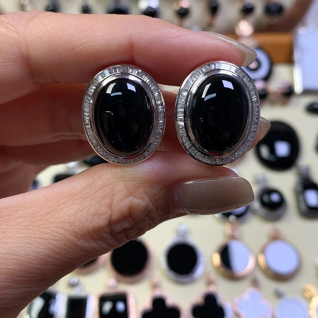 翡翠18K金镶嵌耳环