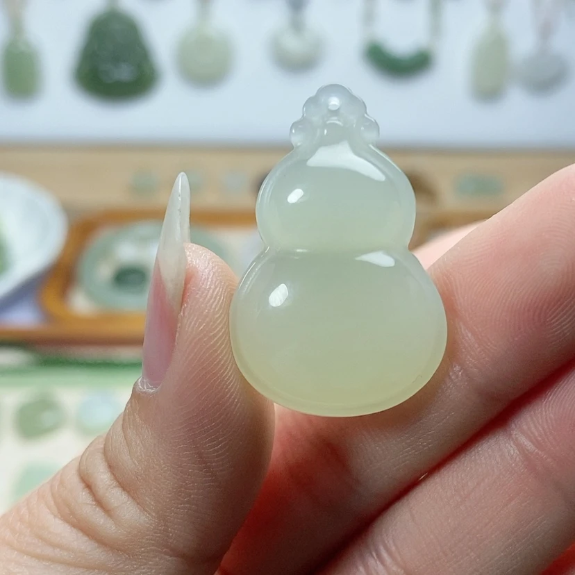 【闪购商品】颈饰未镶嵌和田玉