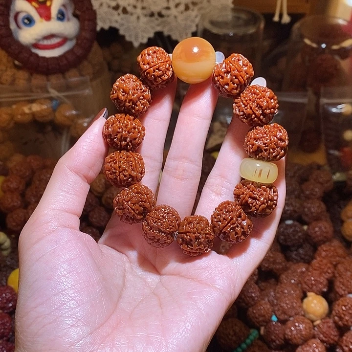 金刚菩提吊坠206玉华yjm➕平安扣