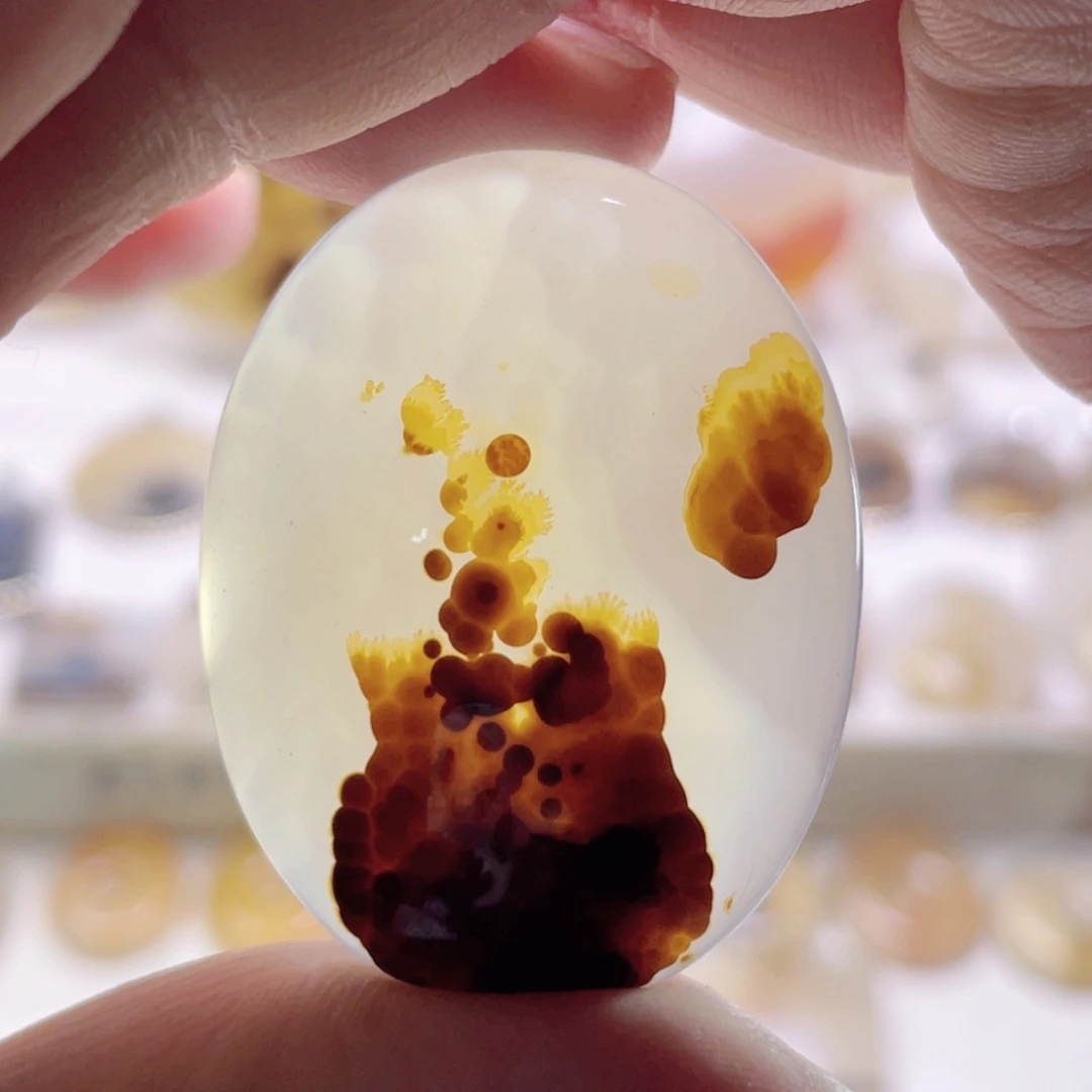 玛瑙/玉髓未镶嵌珠宝奇石