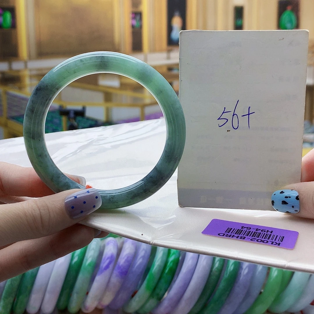 翡翠未镶嵌手镯hjj