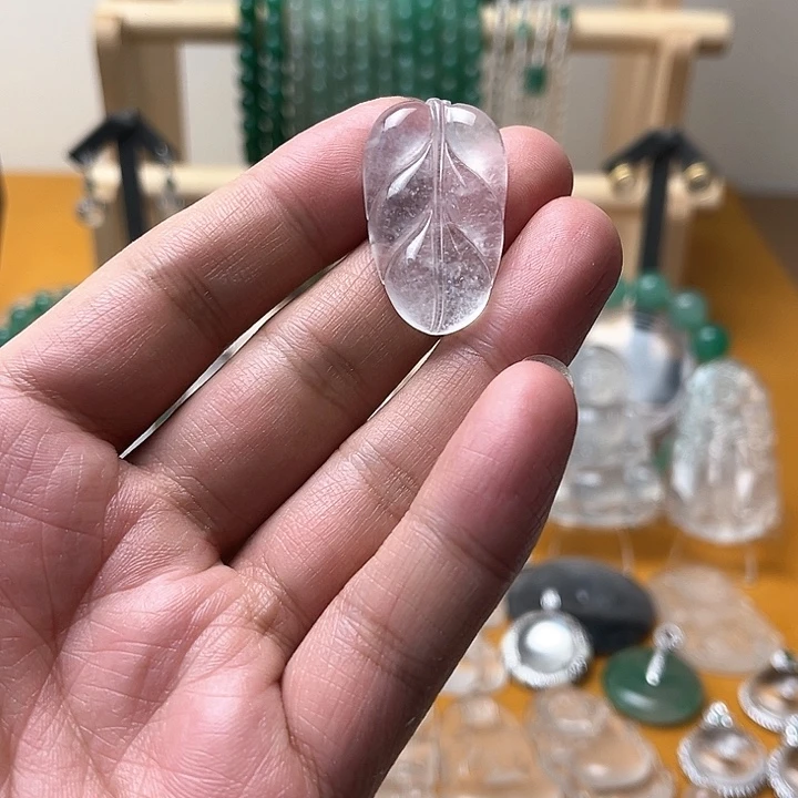 石英质玉叶子未镶嵌百****、