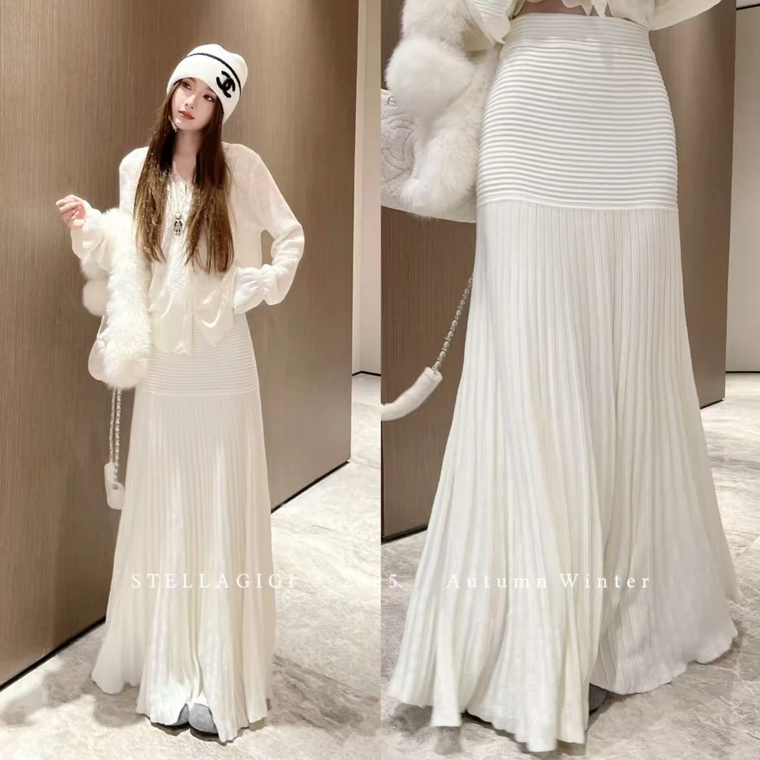 SG / 杨依姗 AW慵懒时髦 大裙摆针织半身裙Q-20252065