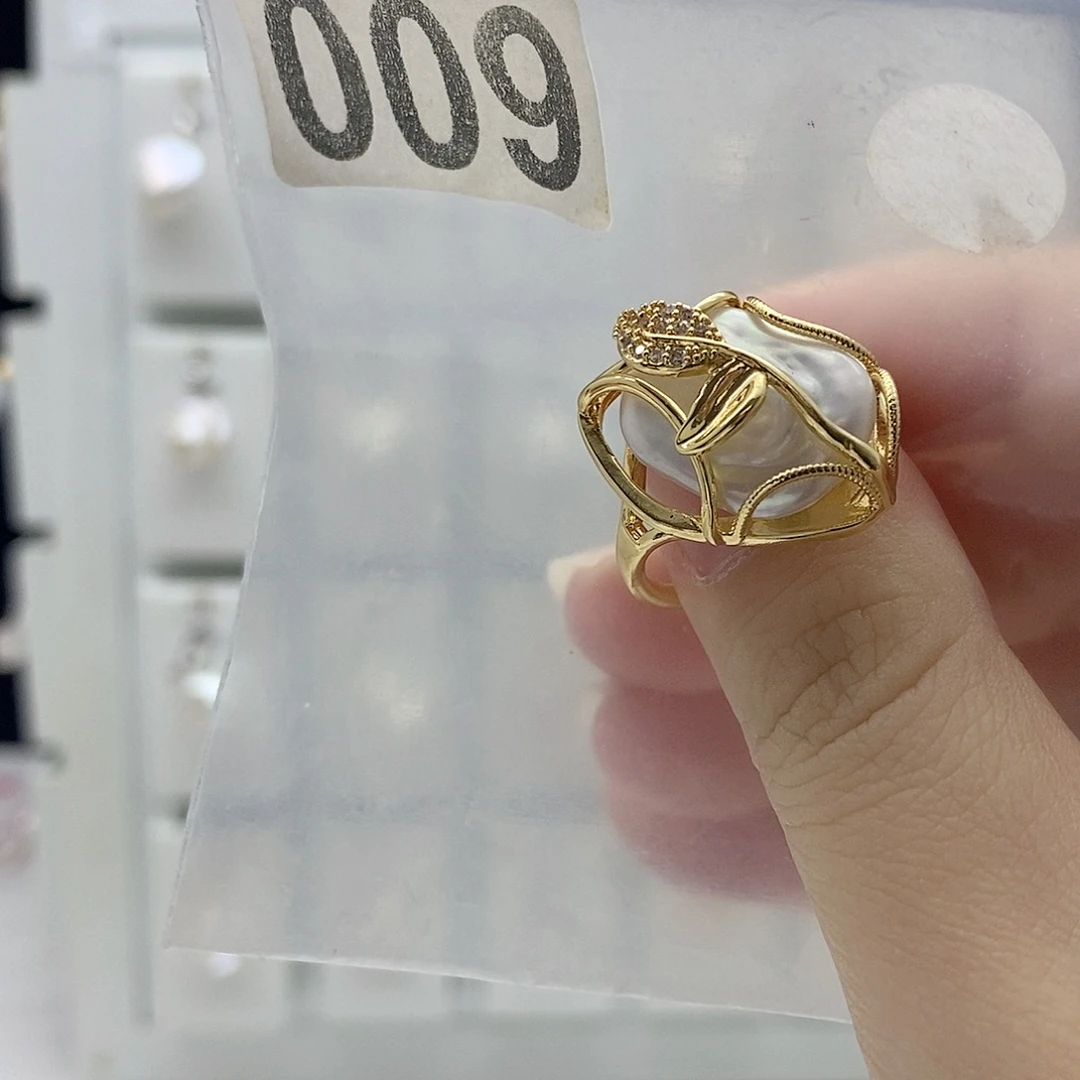 淡水珍珠颈饰合金