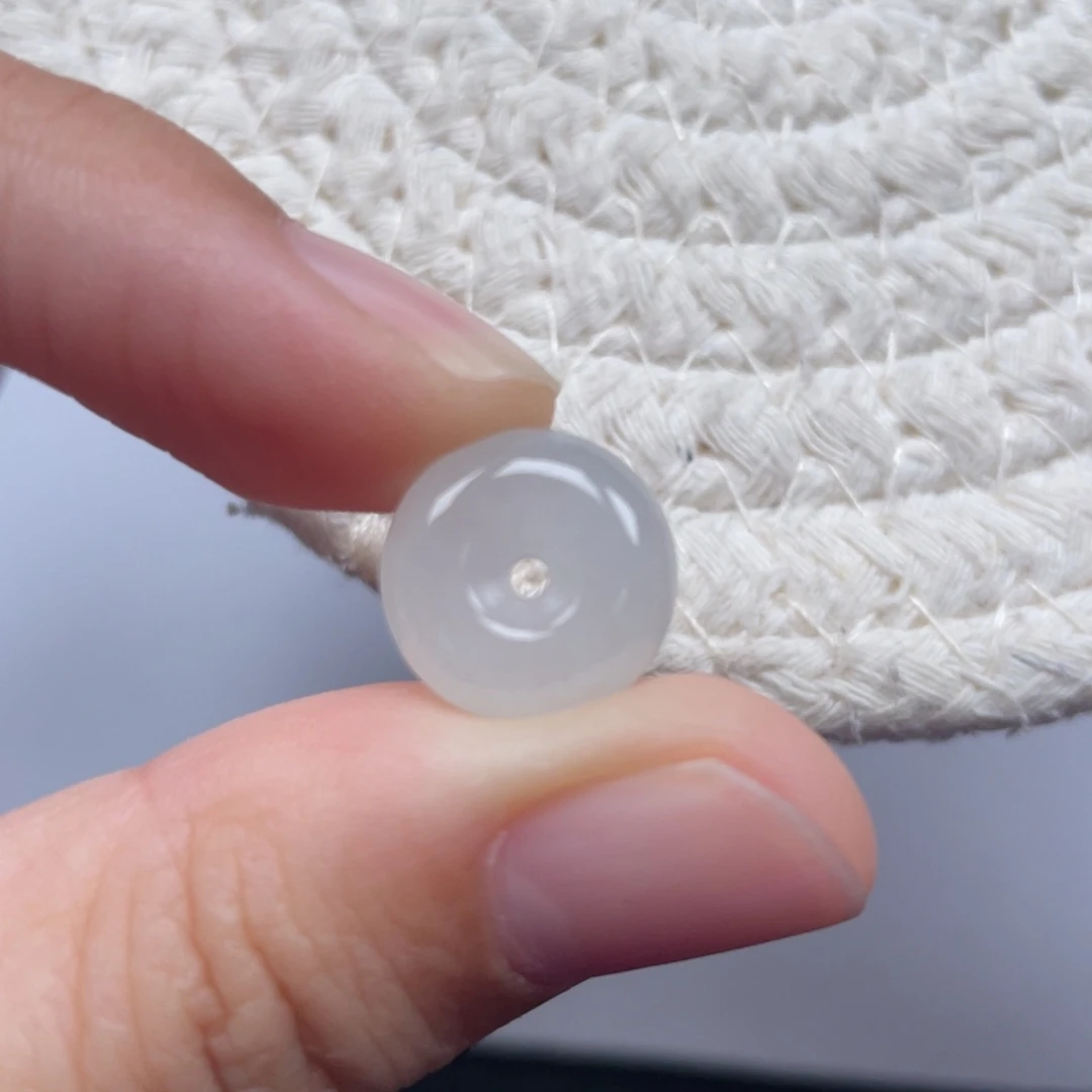 翡翠未镶嵌颈饰天然A货缅甸翡翠