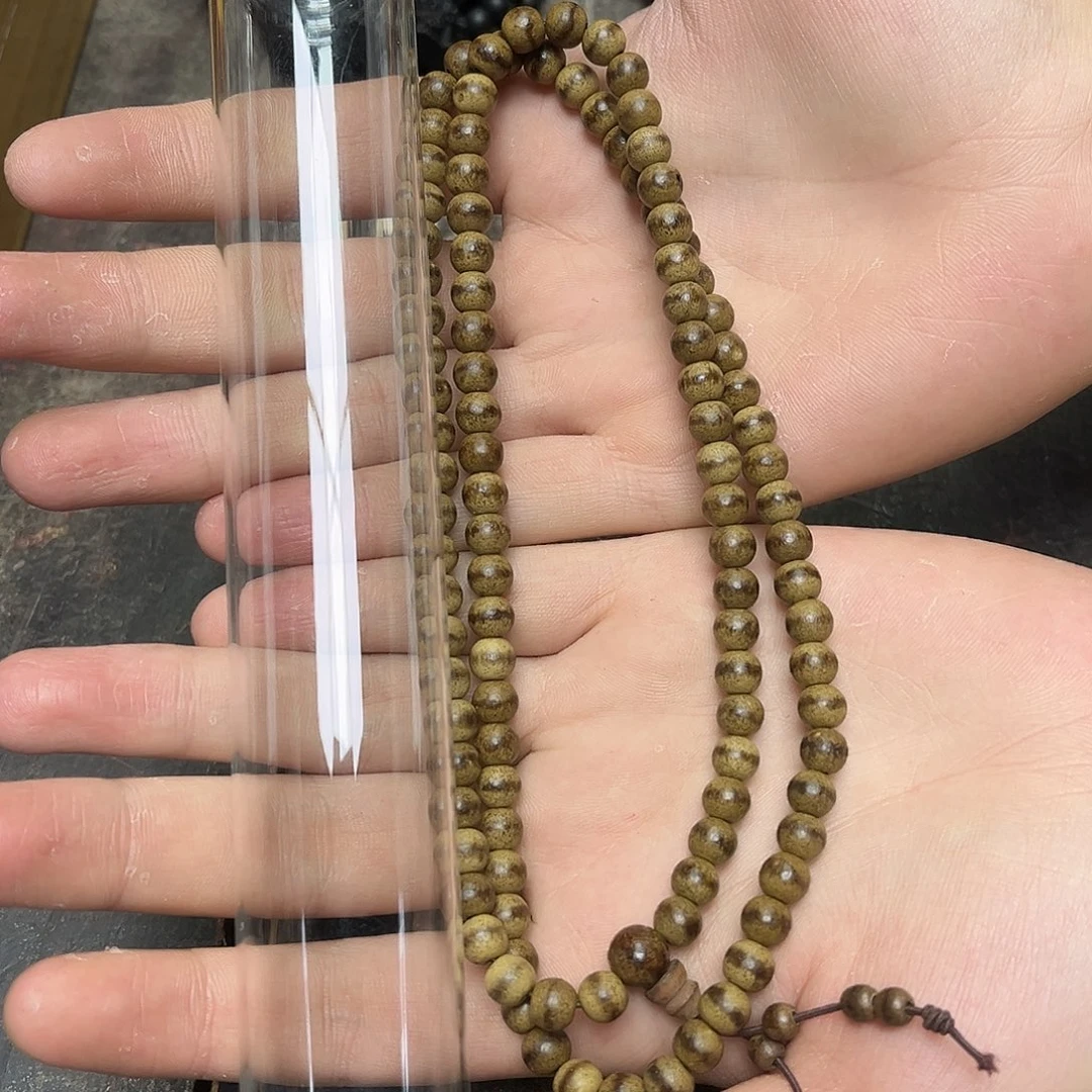 大叶紫檀（黑酸枝木类）