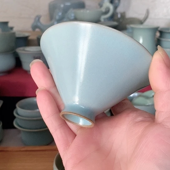 原产地汝瓷，斗笠杯，