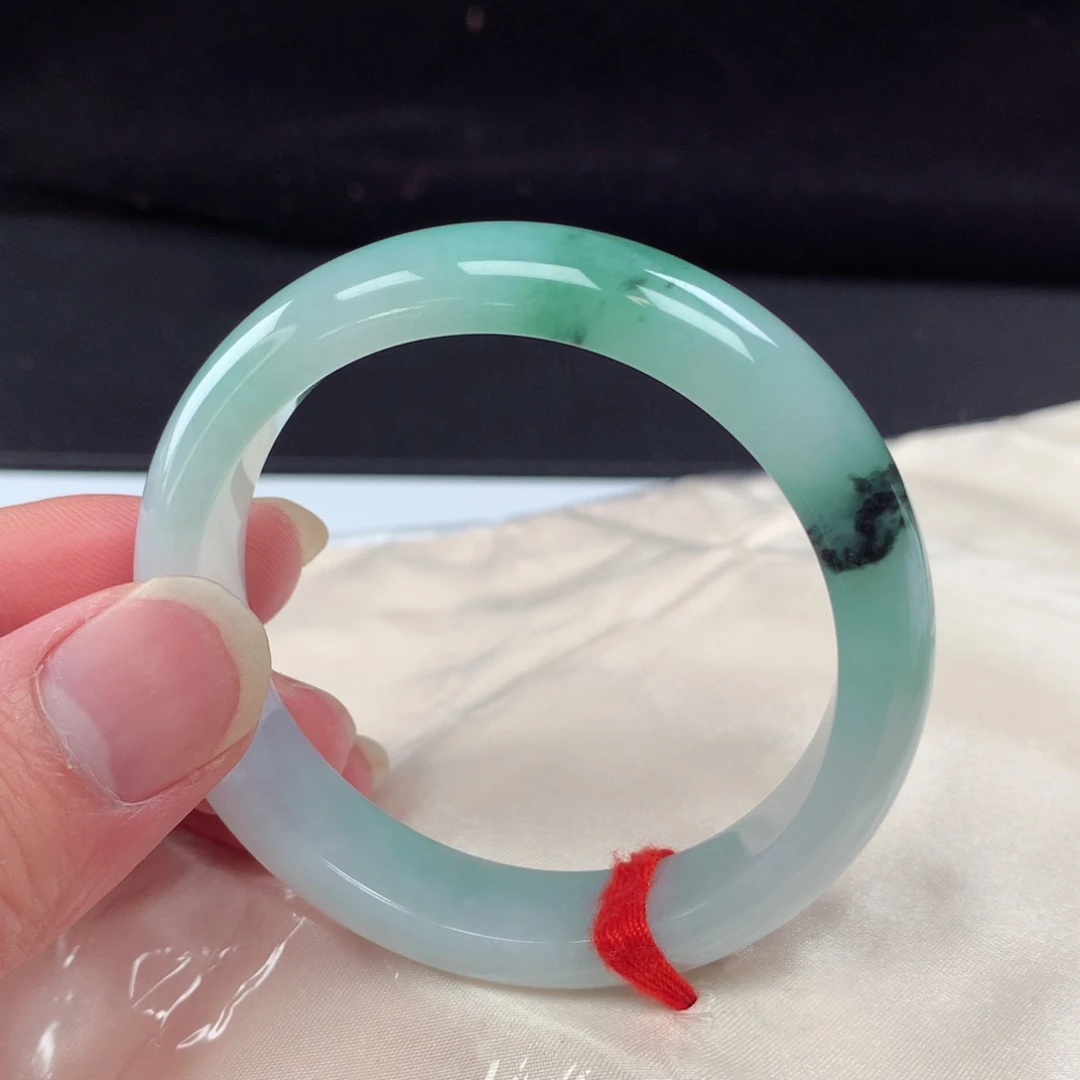 未镶嵌手镯翡翠028