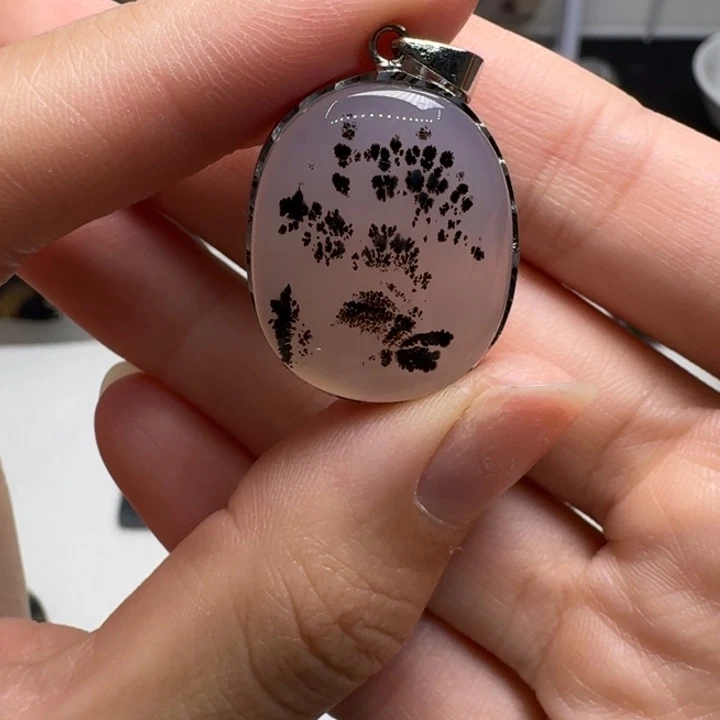 玛瑙/玉髓未镶嵌珠宝奇石