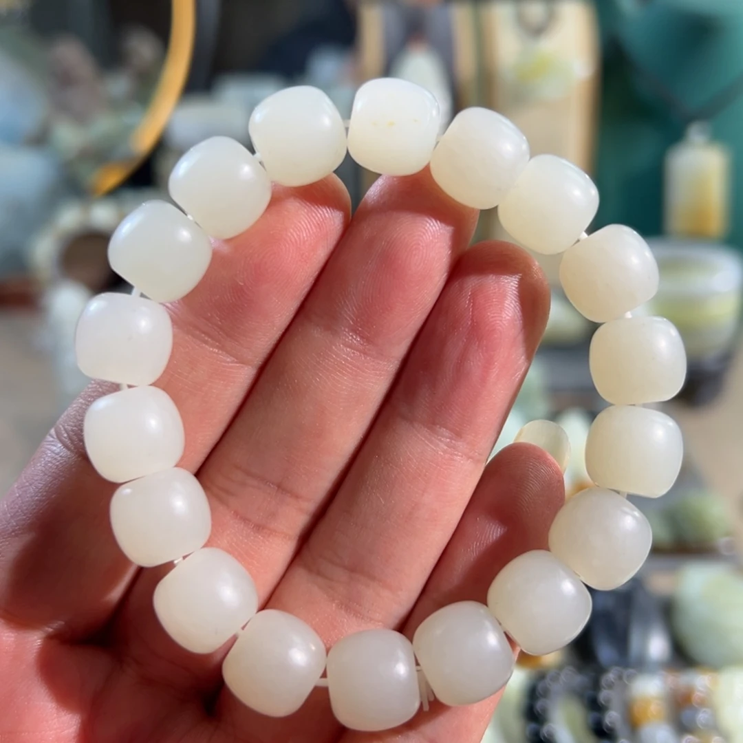 和田玉未镶嵌手串真皮真色