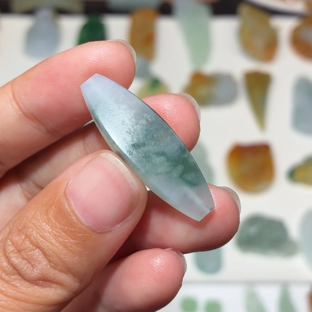 定制翡翠未镶嵌珠子