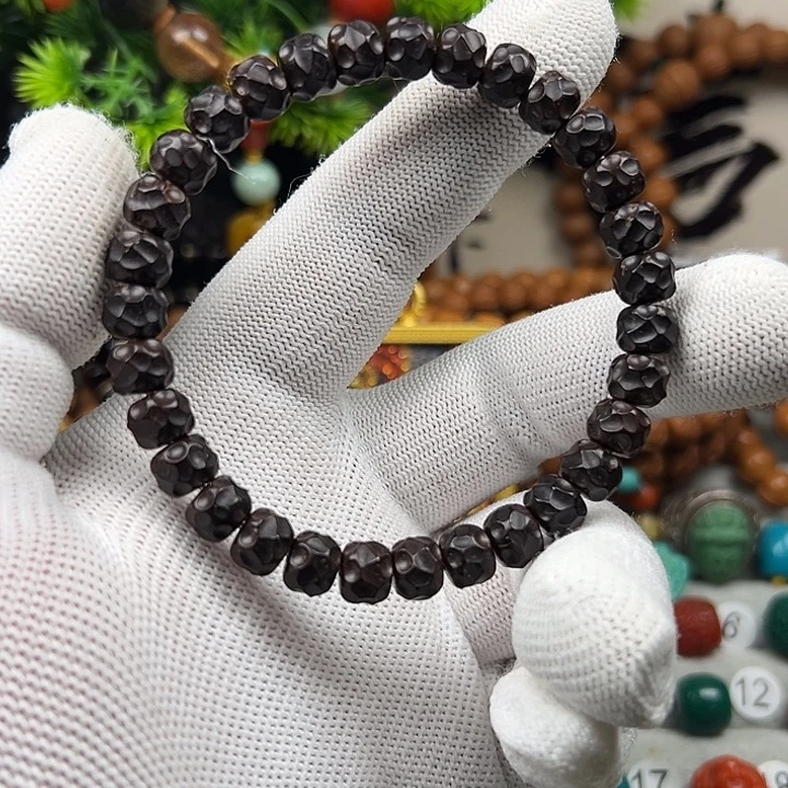 鑫***5手串猴头核桃黑8文玩