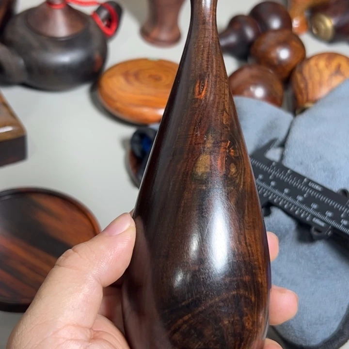开***王红酸枝木类花瓶摆件