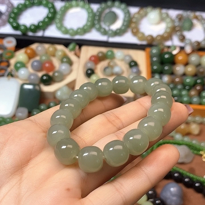 手链未镶嵌和田玉