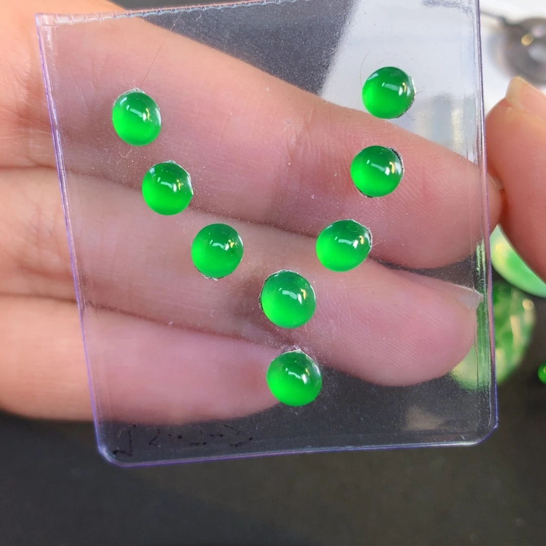 翡翠裸石5.62-5.22-