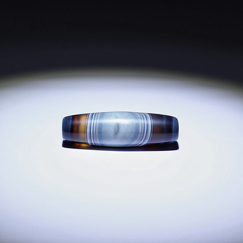 蓝沁缠丝玛瑙珠子