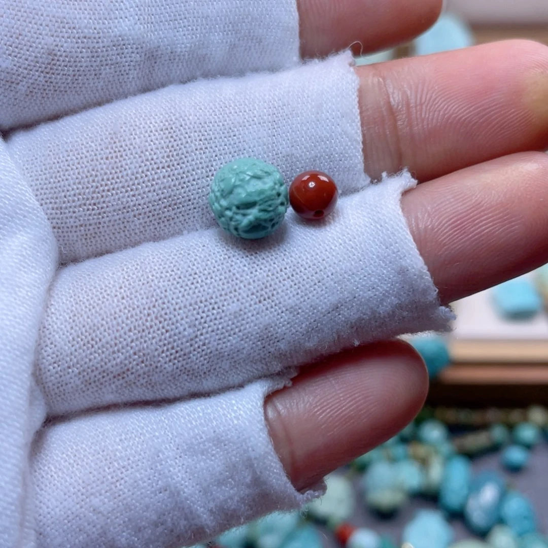 南红玛瑙配饰未镶嵌