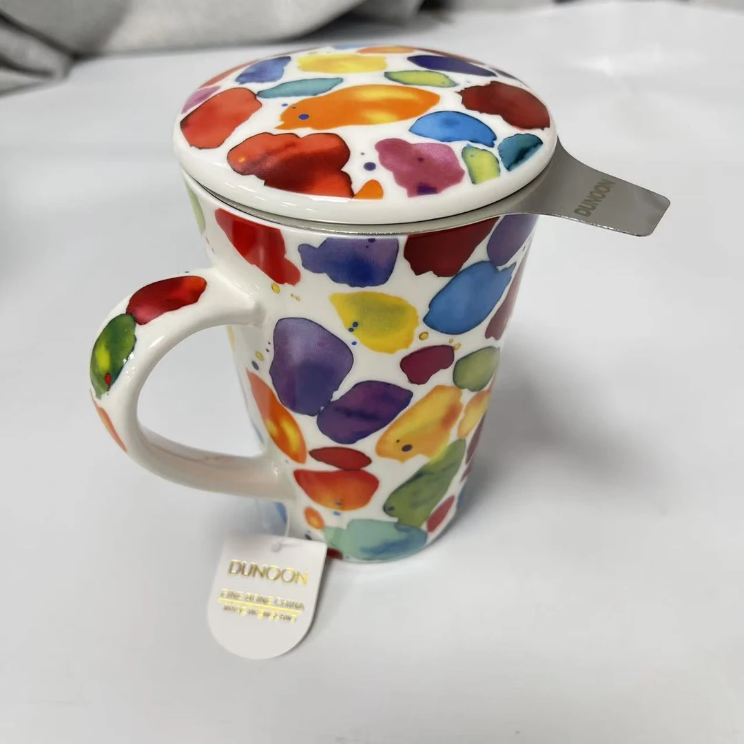 65741   骨瓷马克杯