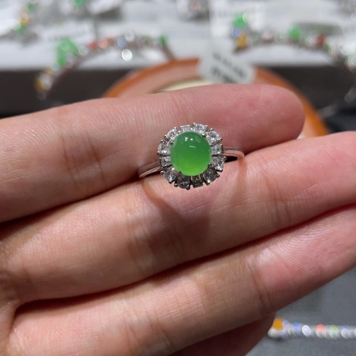 翡翠戒指未镶嵌戒指