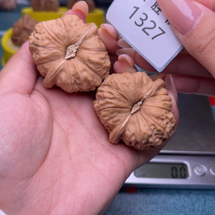 刘***语把件文玩核桃南瓜墩42.1327