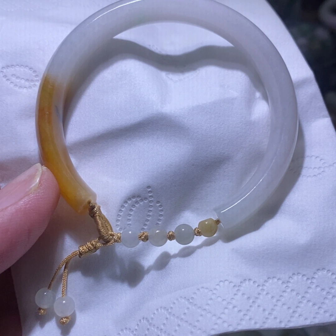 定制翡翠未镶嵌手镯