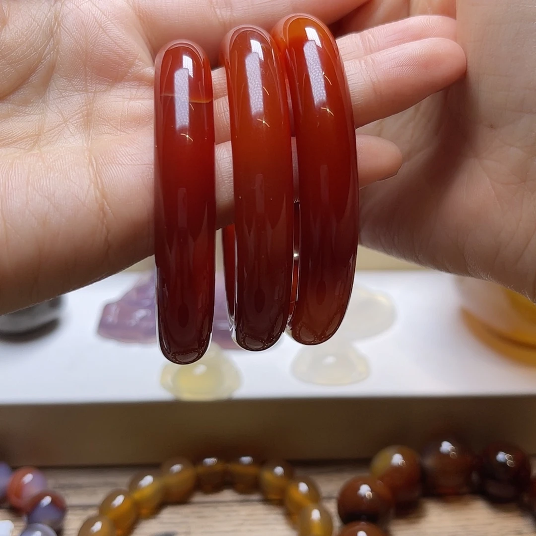 玛瑙/玉髓未镶嵌手镯