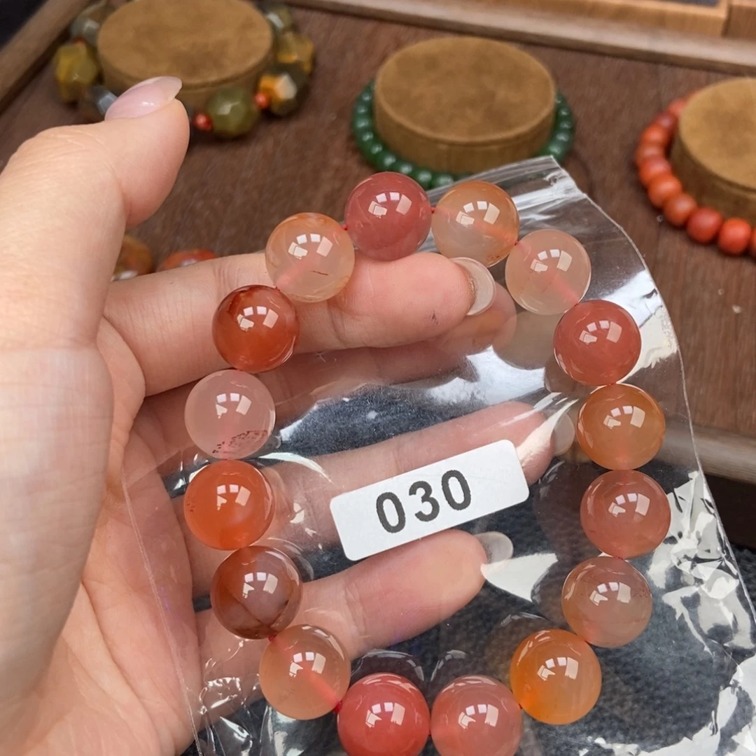 南红玛瑙未镶嵌手链