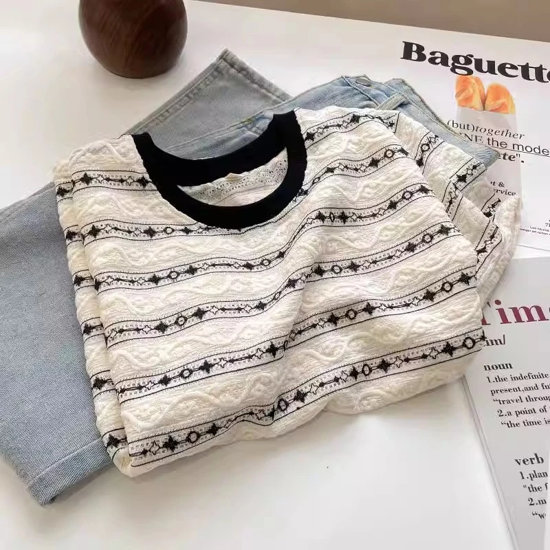 镂空提花条纹短袖T恤衫时尚百搭显瘦上衣服2025夏季宽松小众女装