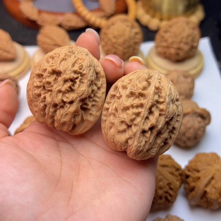 文玩核桃把件将军膀41+全品