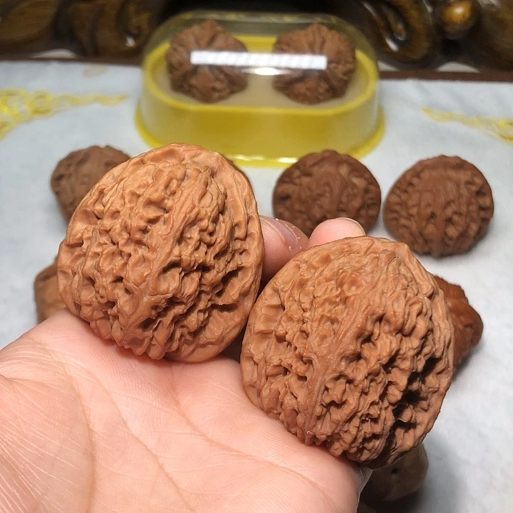 文玩核桃42.5高炮南疆