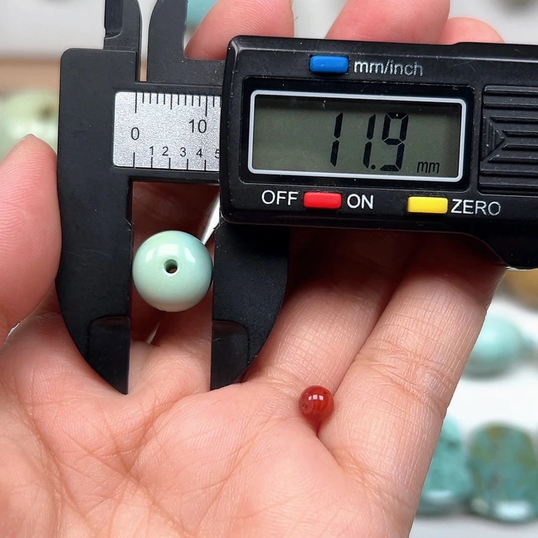 南红玛瑙未镶嵌珠宝奇石