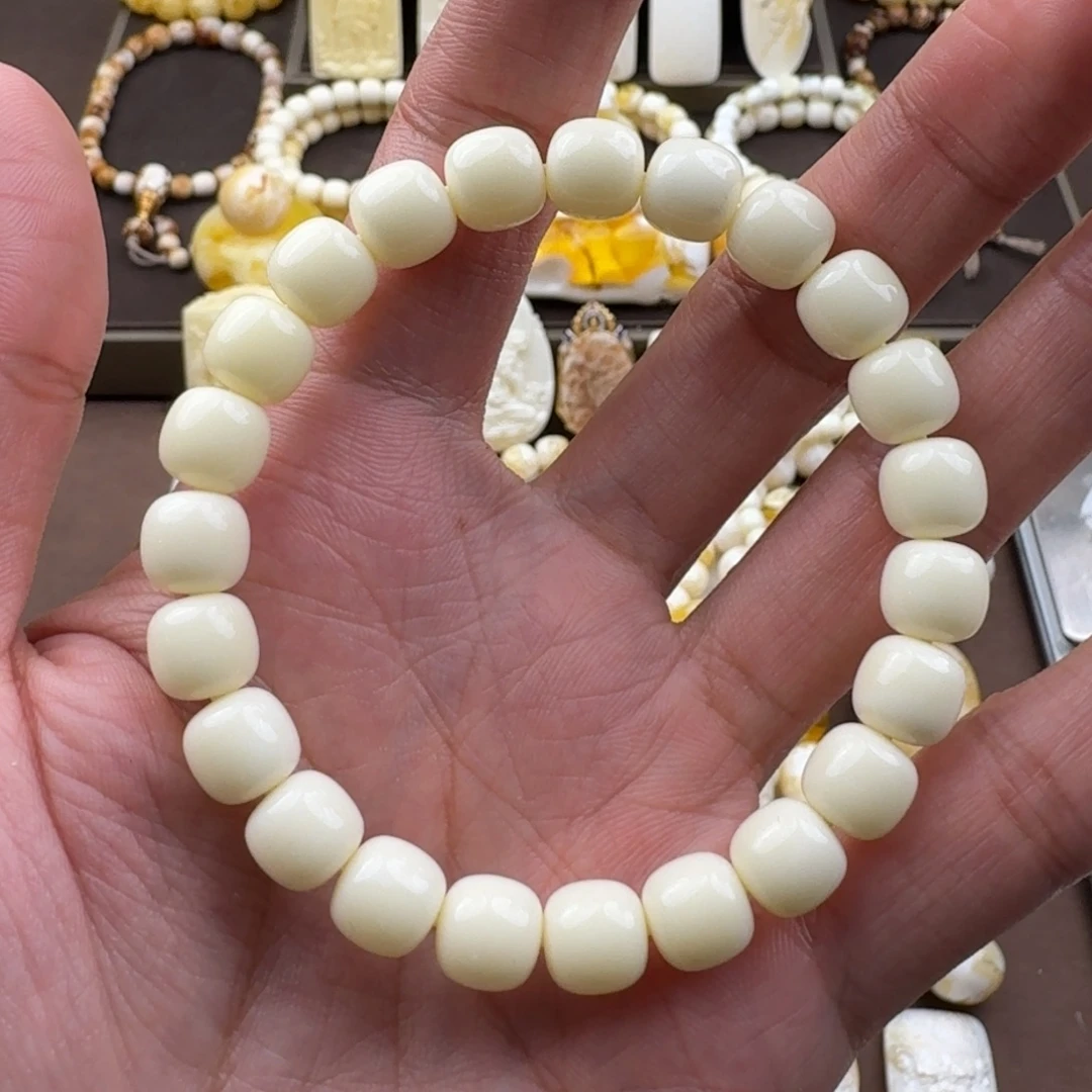 未镶嵌琥珀裸石蜜蜡