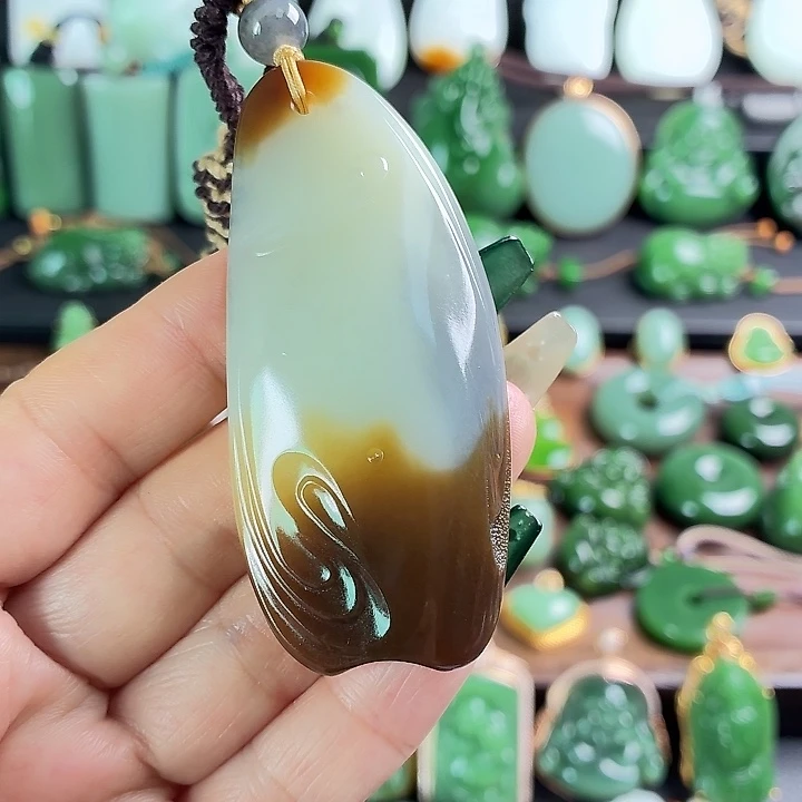 和田玉未镶嵌挂件