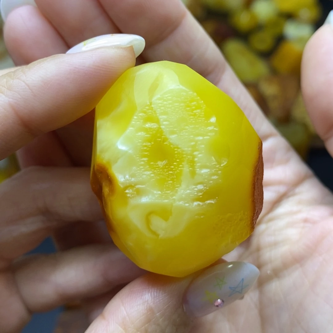 未镶嵌定制琥珀胖