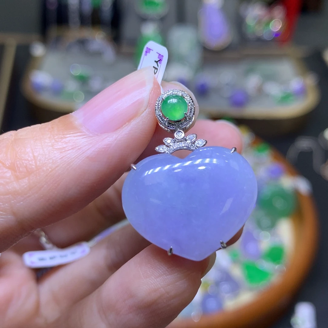 翡翠18K金镶嵌颈饰翡翠吊坠项链