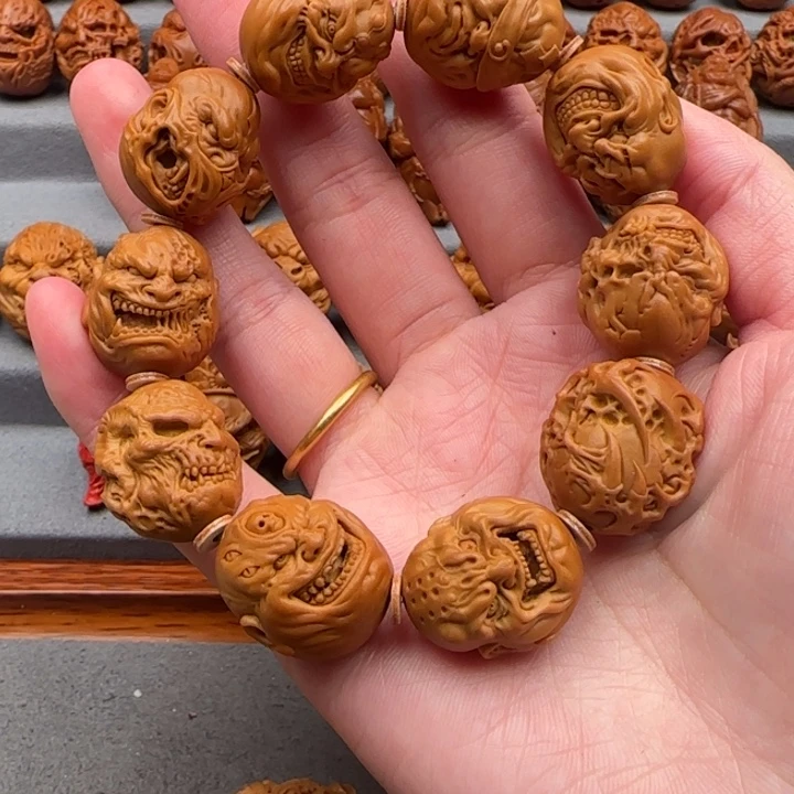 吊坠橄榄核混搭版恶僧