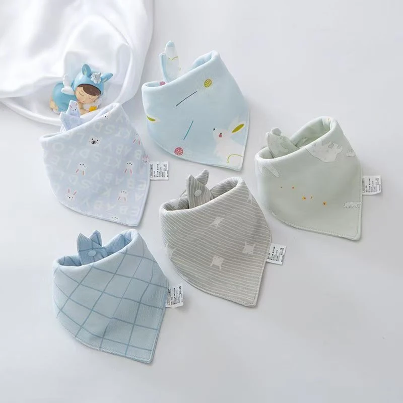 （奶粉）宝宝三角口水巾新生儿围嘴适合秋冬季节