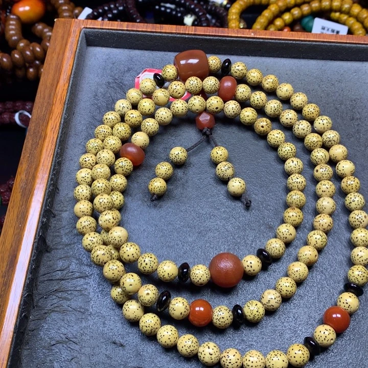 星月菩提吊坠菩提