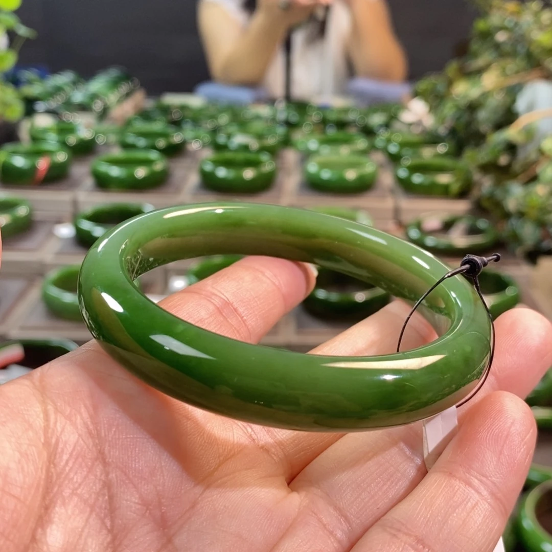和田玉（碧玉）手镯未镶嵌