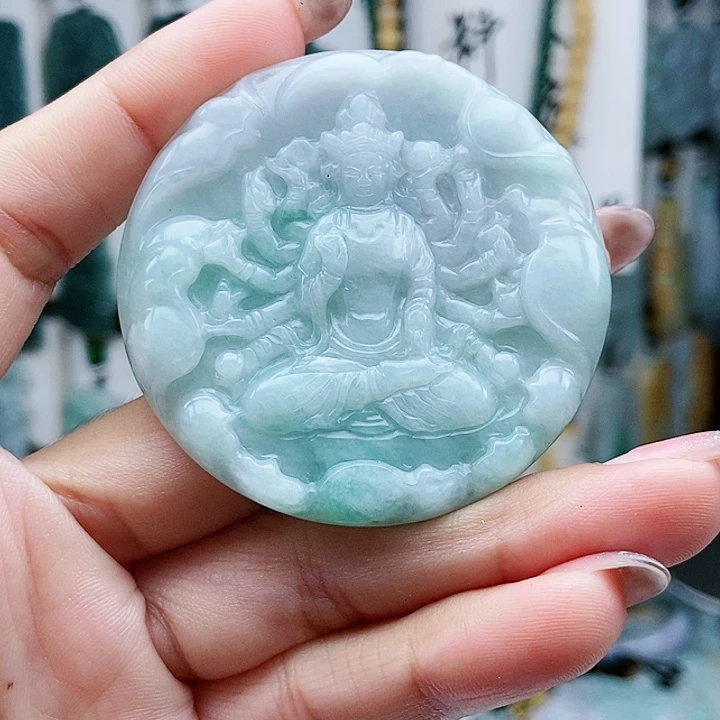 颈饰足铂镶嵌翡翠翡翠