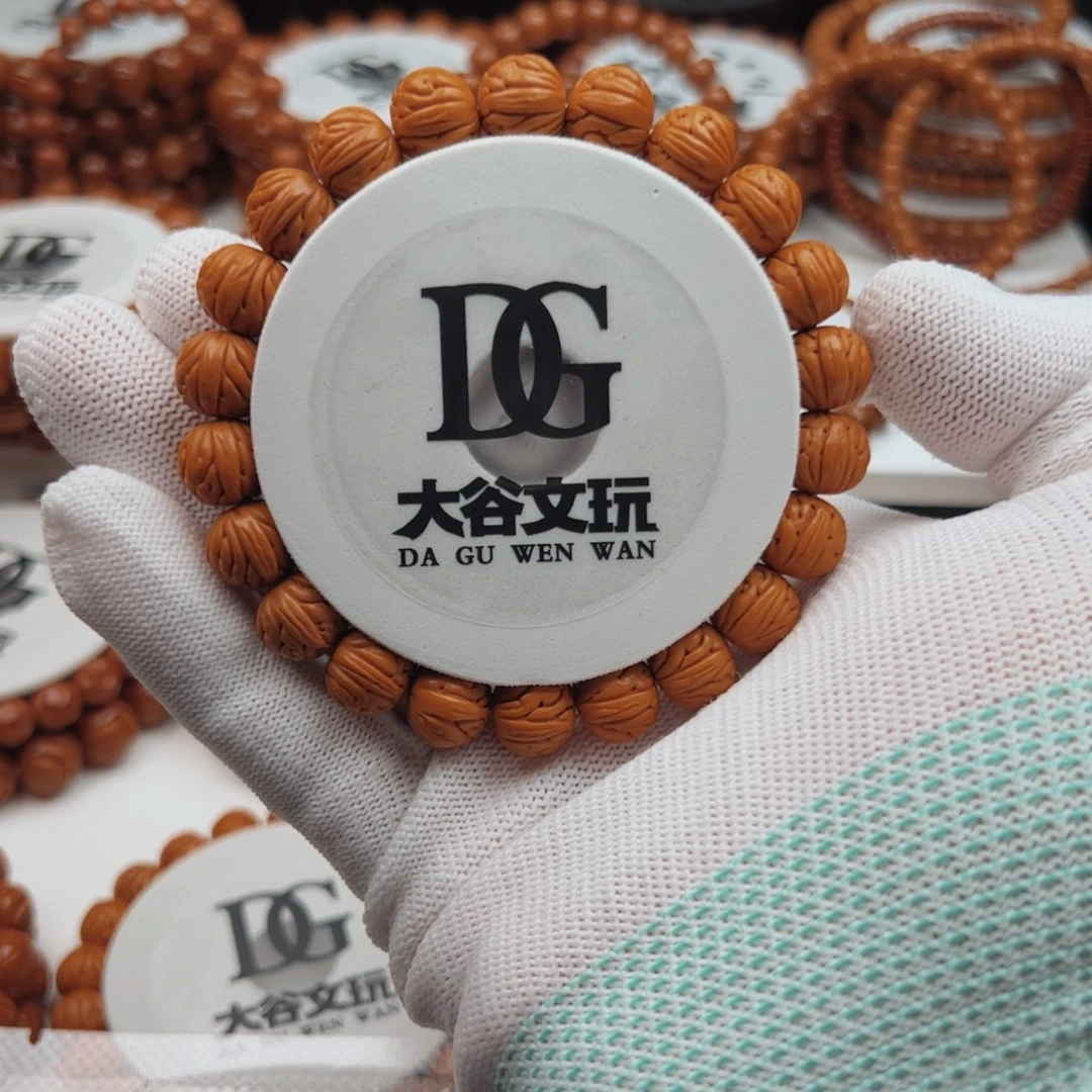 亲***己桃核吊坠桃核手串