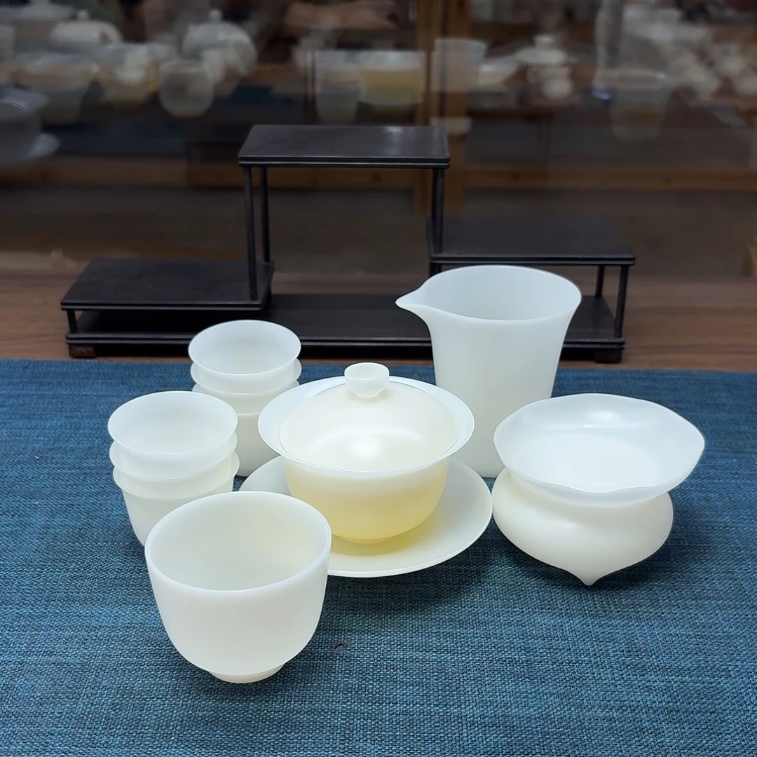 元宝薄胎素烧璞玉瓷