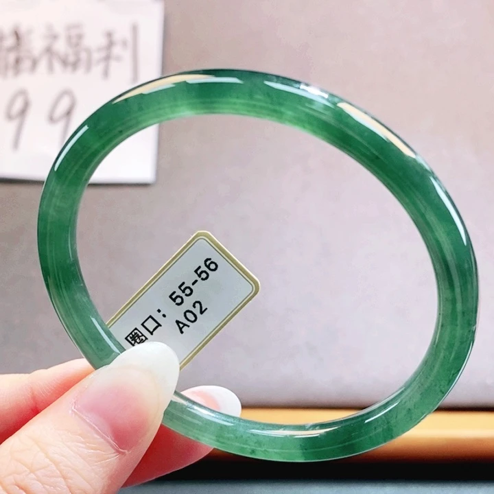 翡翠未镶嵌手镯翡翠手镯2
