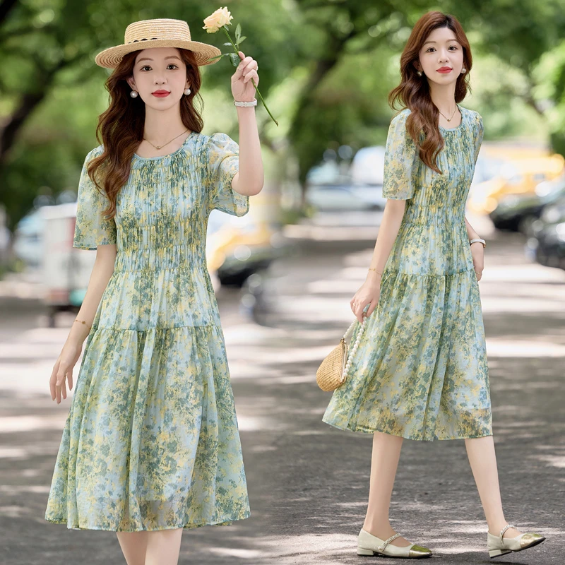 法式复古碎花连衣裙女2025夏季新款小个子收腰显瘦薄款中长款裙子