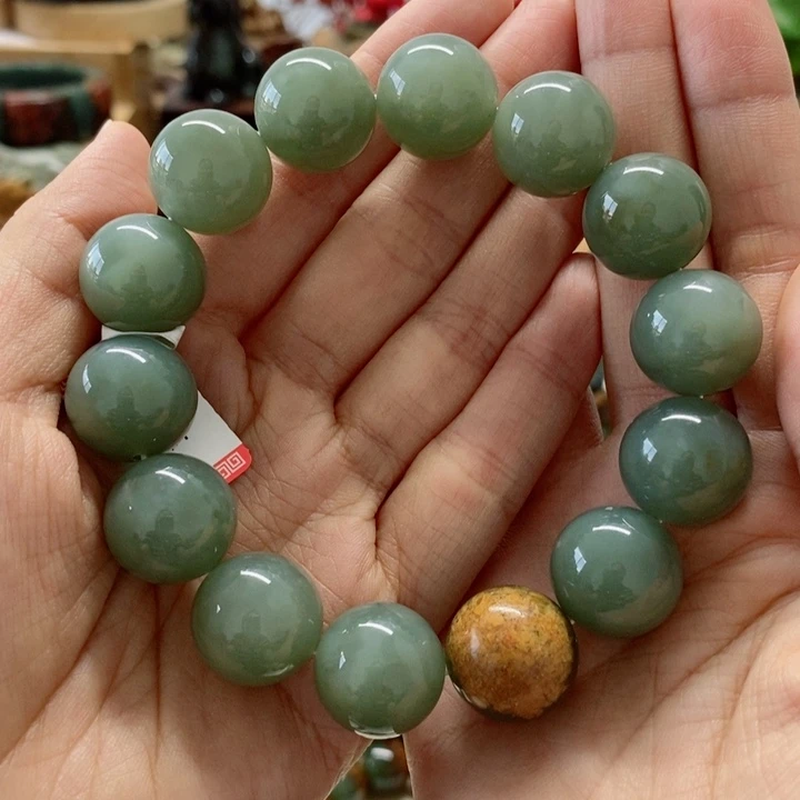 手链未镶嵌透闪石质玉