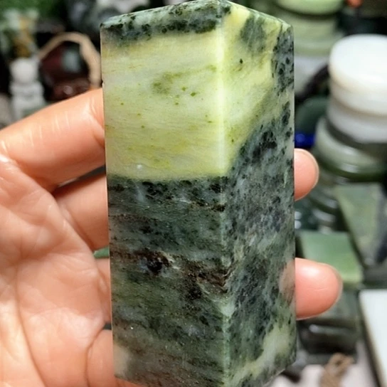 未镶嵌独山玉珠宝半成品